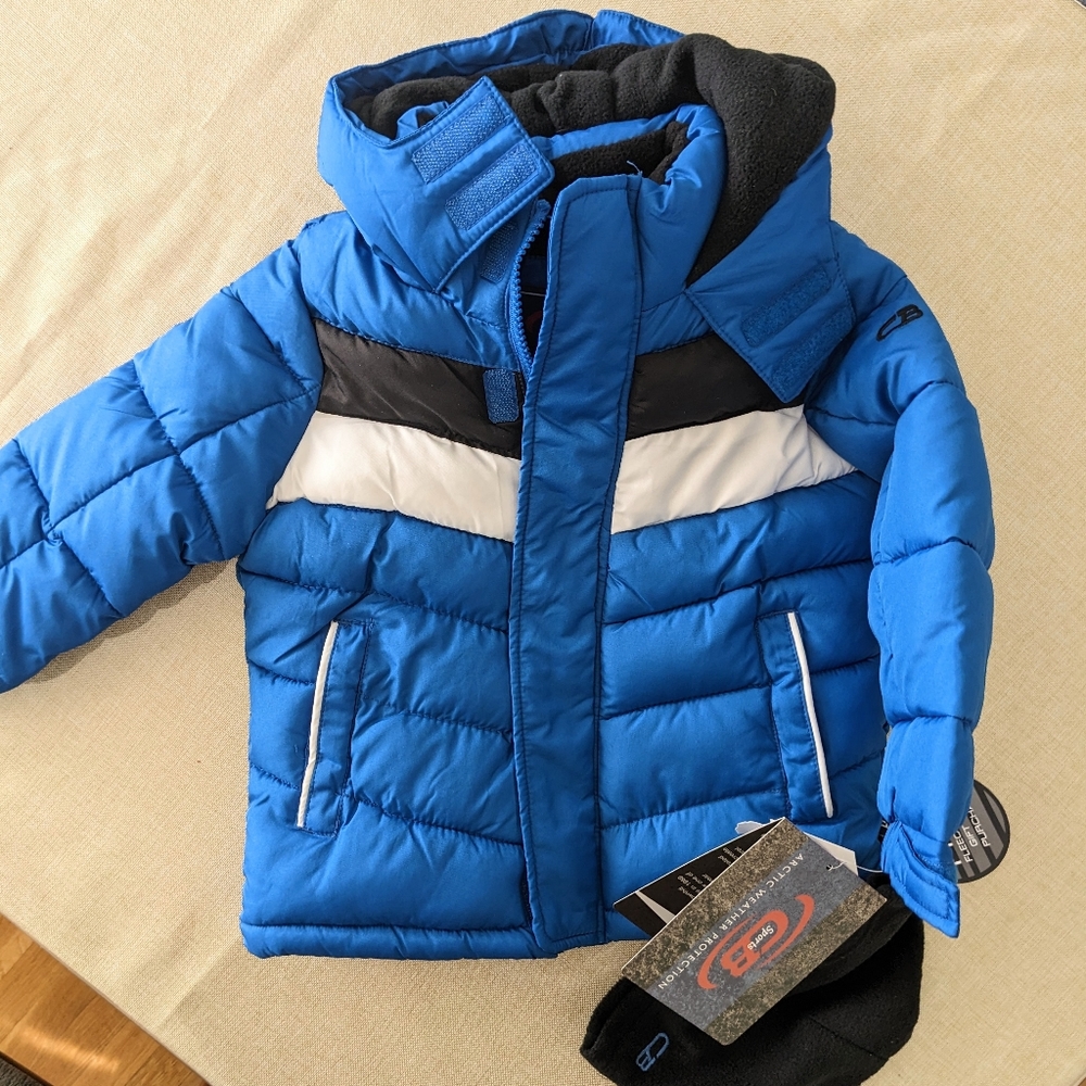 NWT CB Sports Toddler Puffer Jacket w/ black fleece beanie. Size 2T NEW